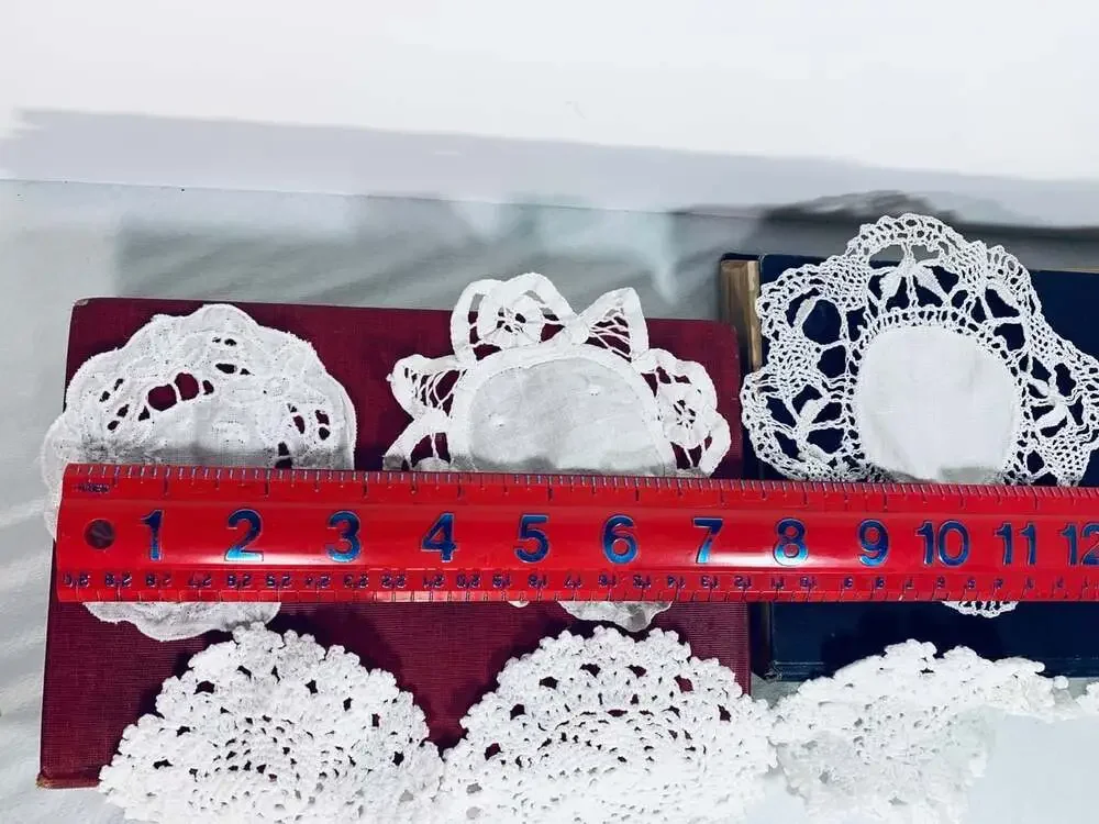 Vintage White small Grannycore Doilies assorted 8